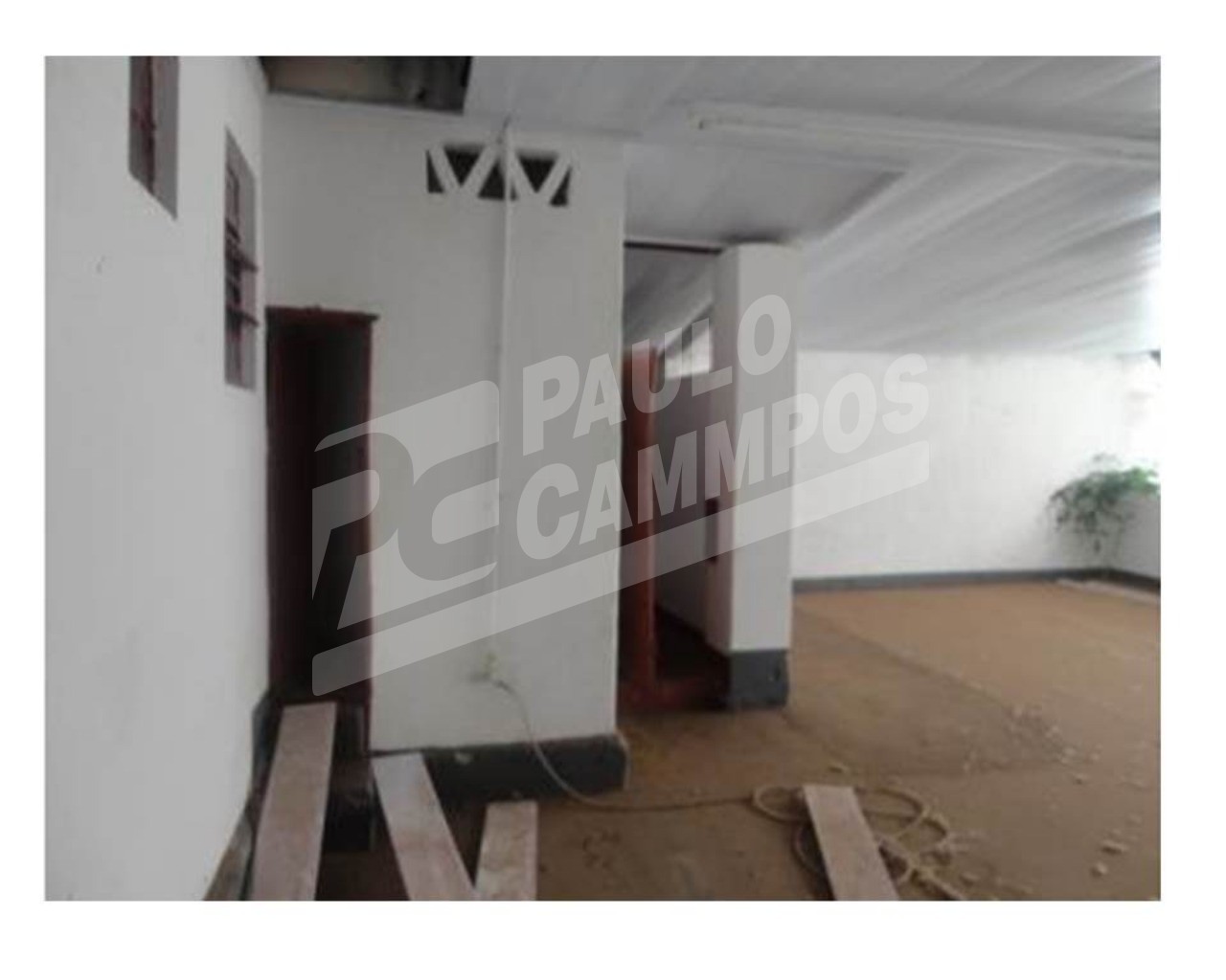 Imóvel Comercial Padrão para alugar, 300m² - Foto 2