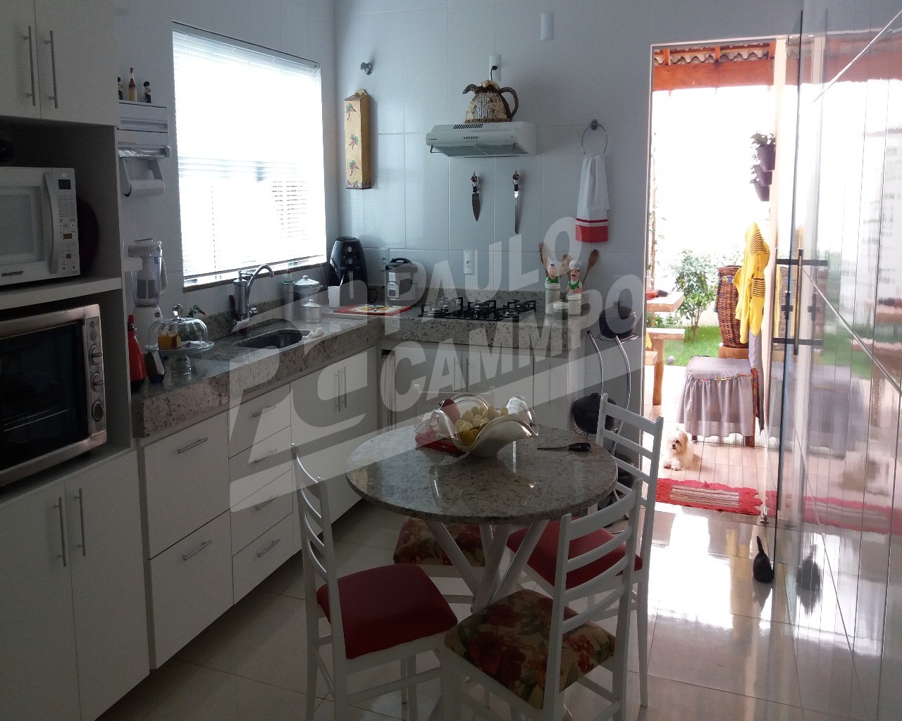 Casa à venda com 3 quartos, 200m² - Foto 14