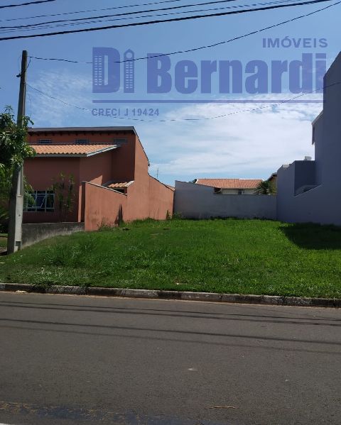 Apartamento na planta à venda no Residencial La Bernardi - Monte