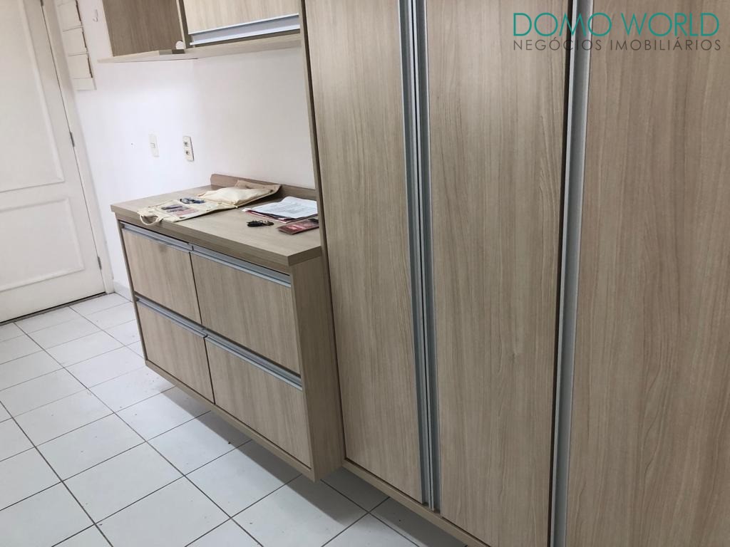 Apartamento para alugar com 3 quartos, 156m² - Foto 18