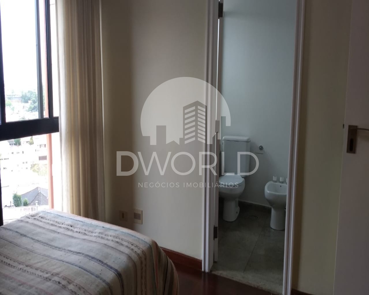 Apartamento à venda com 5 quartos, 300m² - Foto 21