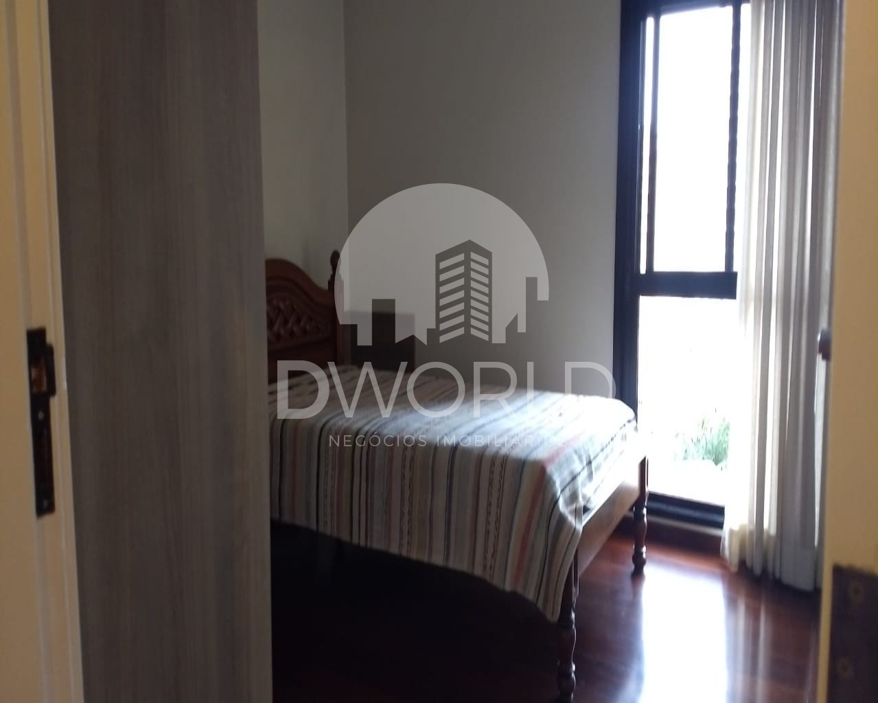 Apartamento à venda com 5 quartos, 300m² - Foto 29