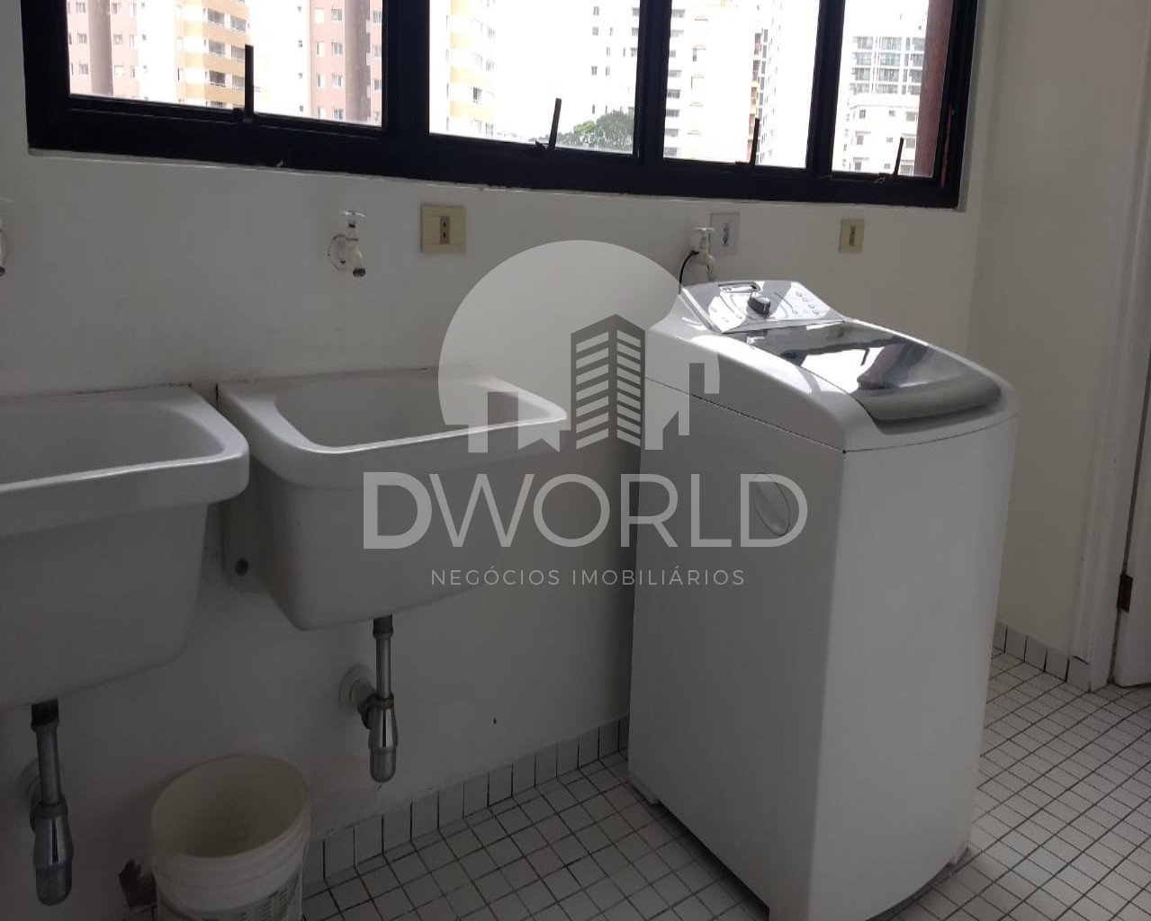 Apartamento à venda com 5 quartos, 300m² - Foto 38