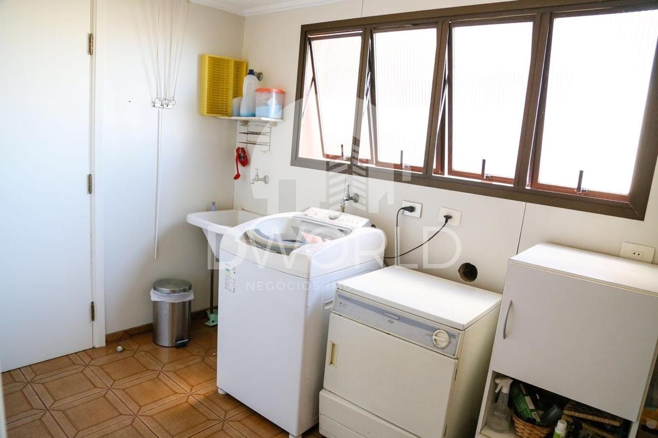 Apartamento à venda com 3 quartos, 183m² - Foto 21