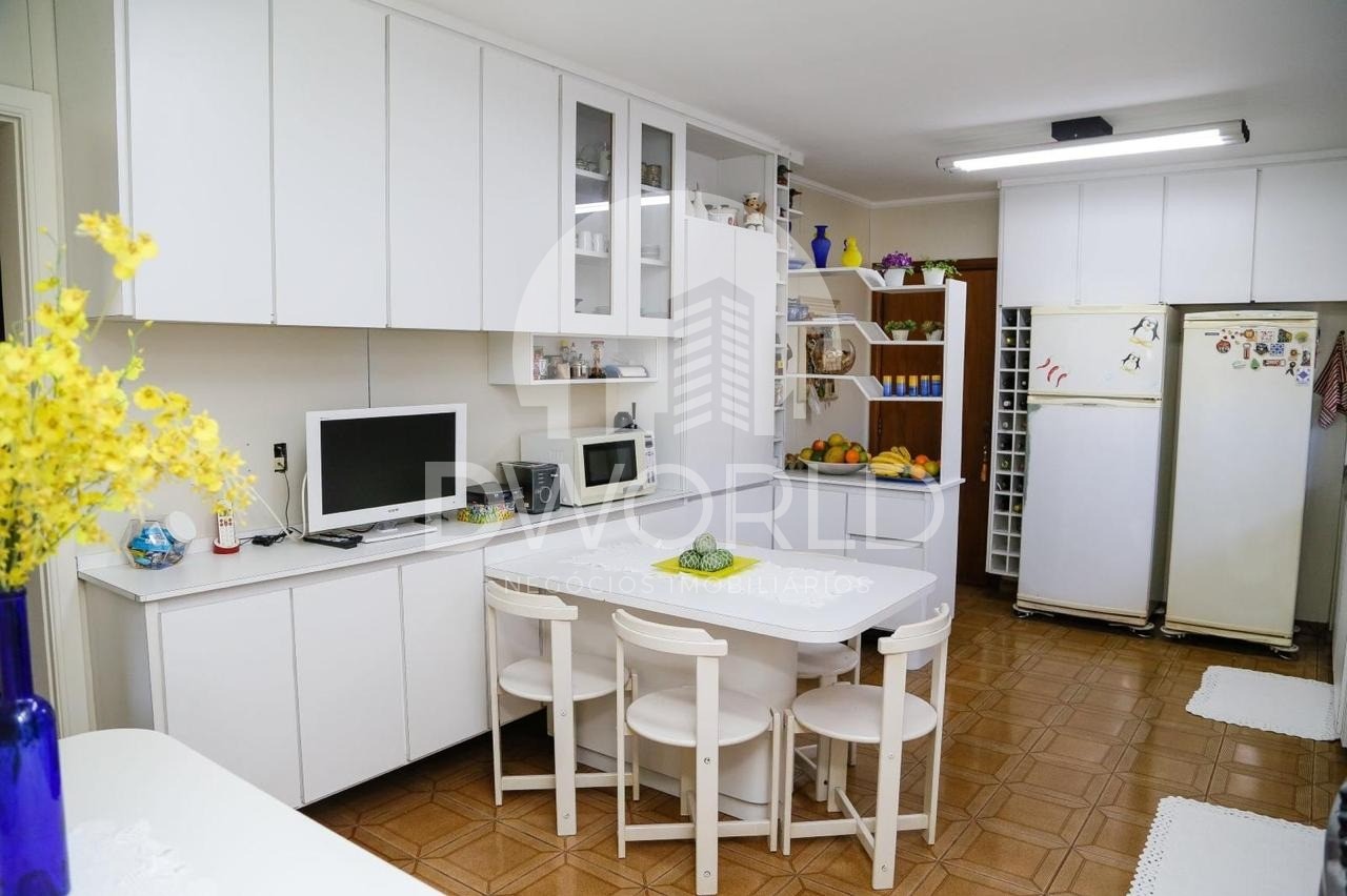 Apartamento à venda com 3 quartos, 183m² - Foto 7