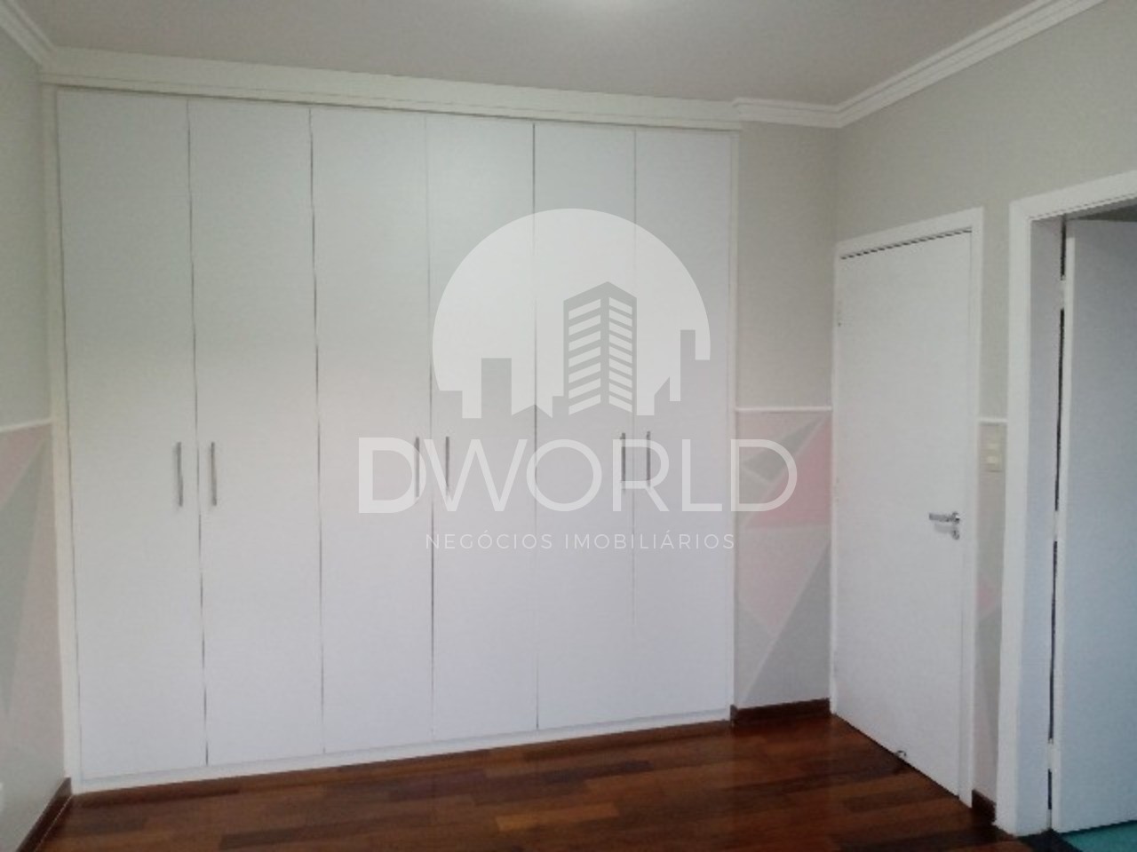 Sobrado à venda com 4 quartos, 290m² - Foto 9