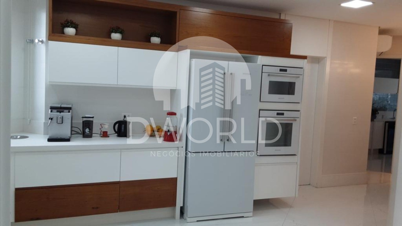 Apartamento à venda com 3 quartos, 300m² - Foto 19