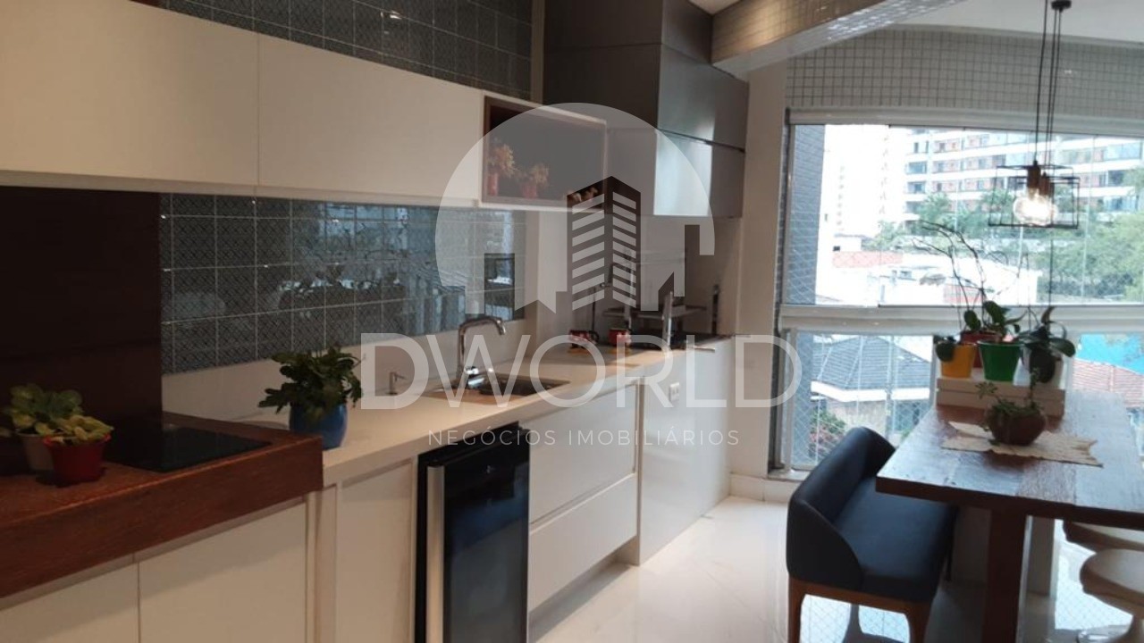 Apartamento à venda com 3 quartos, 300m² - Foto 2