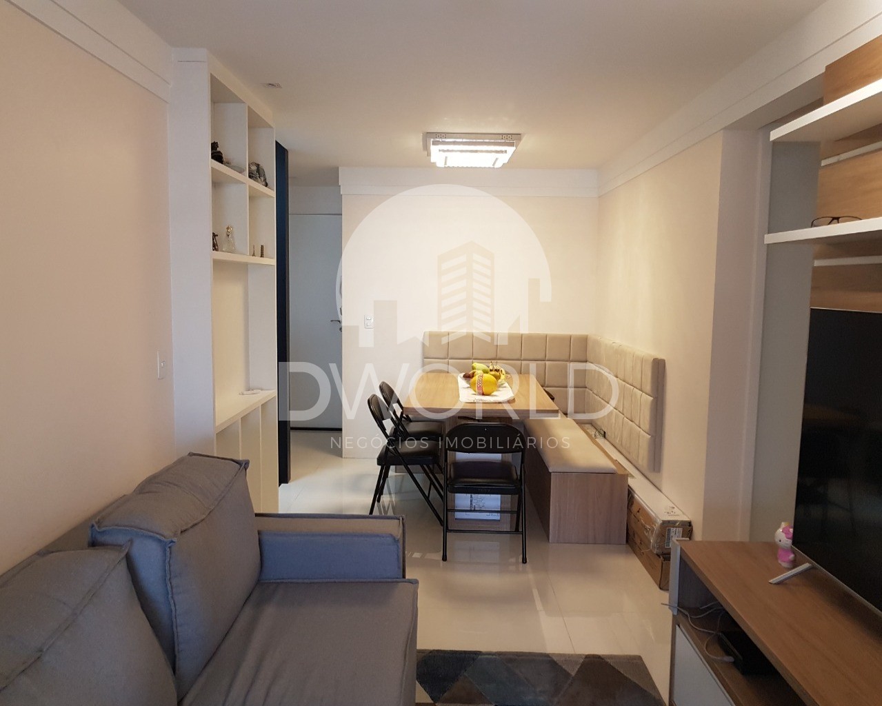 Apartamento à venda com 2 quartos, 60m² - Foto 1