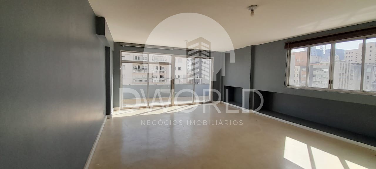 Apartamento para alugar com 3 quartos, 180m² - Foto 1