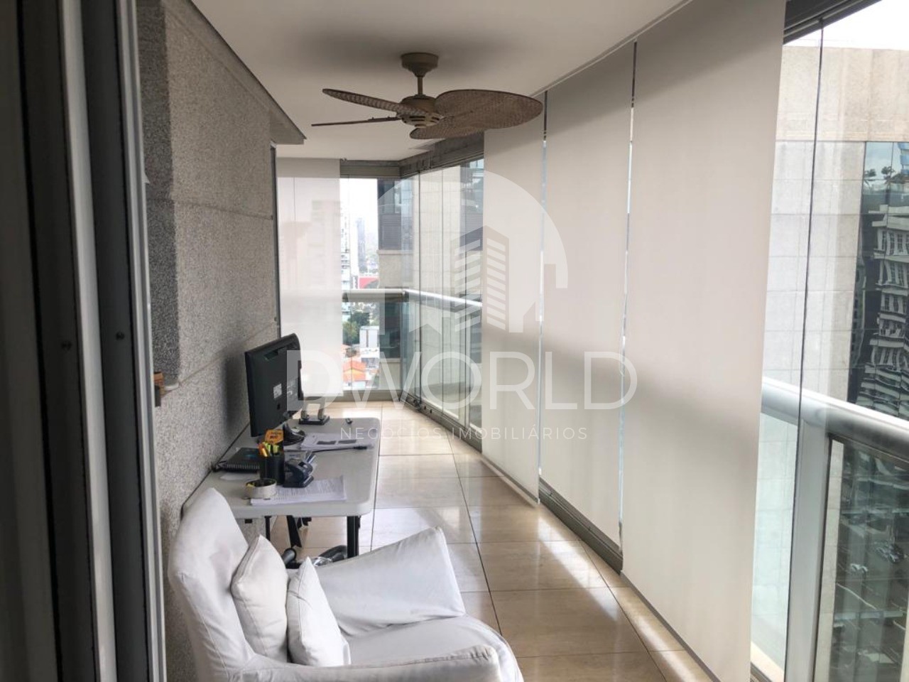 Apartamento para alugar com 4 quartos, 262m² - Foto 4