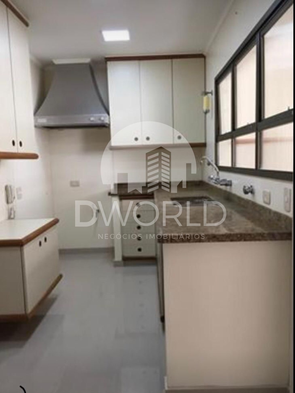 Apartamento à venda com 4 quartos, 270m² - Foto 3