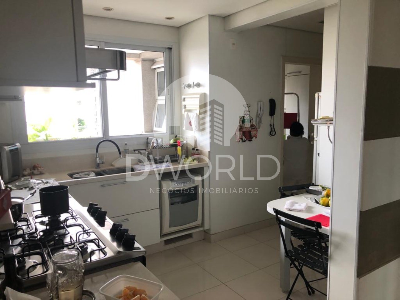 Apartamento para alugar com 4 quartos, 262m² - Foto 9