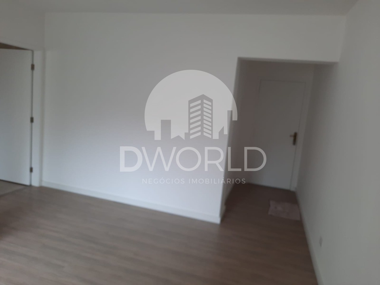 Apartamento à venda com 2 quartos, 69m² - Foto 1