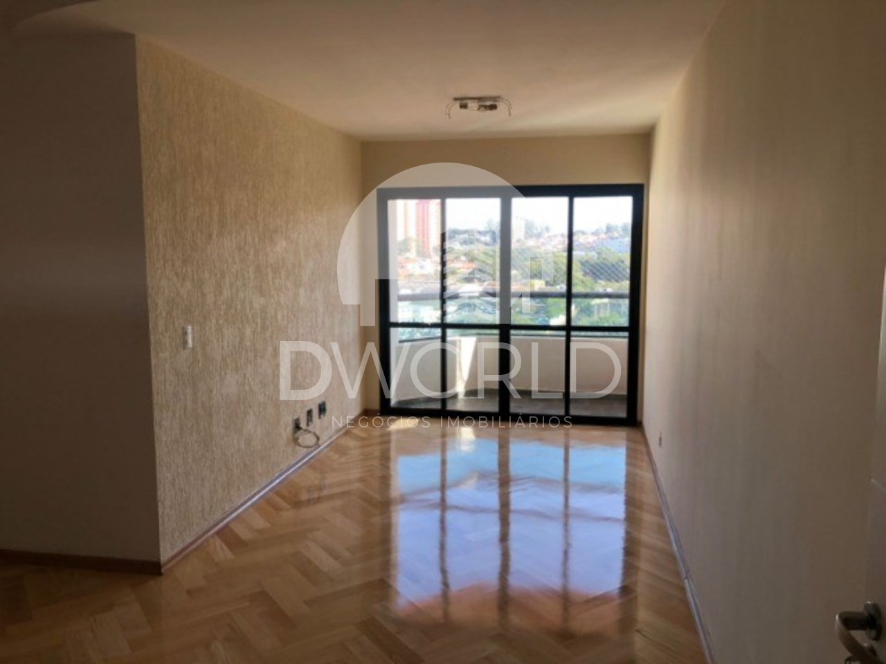 Apartamento à venda com 3 quartos, 85m² - Foto 1