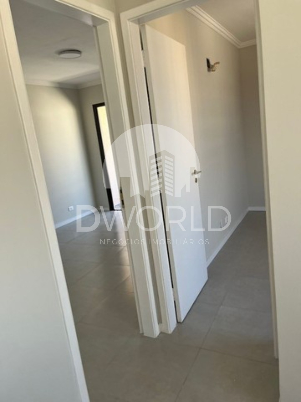 Apartamento à venda com 3 quartos, 169m² - Foto 9