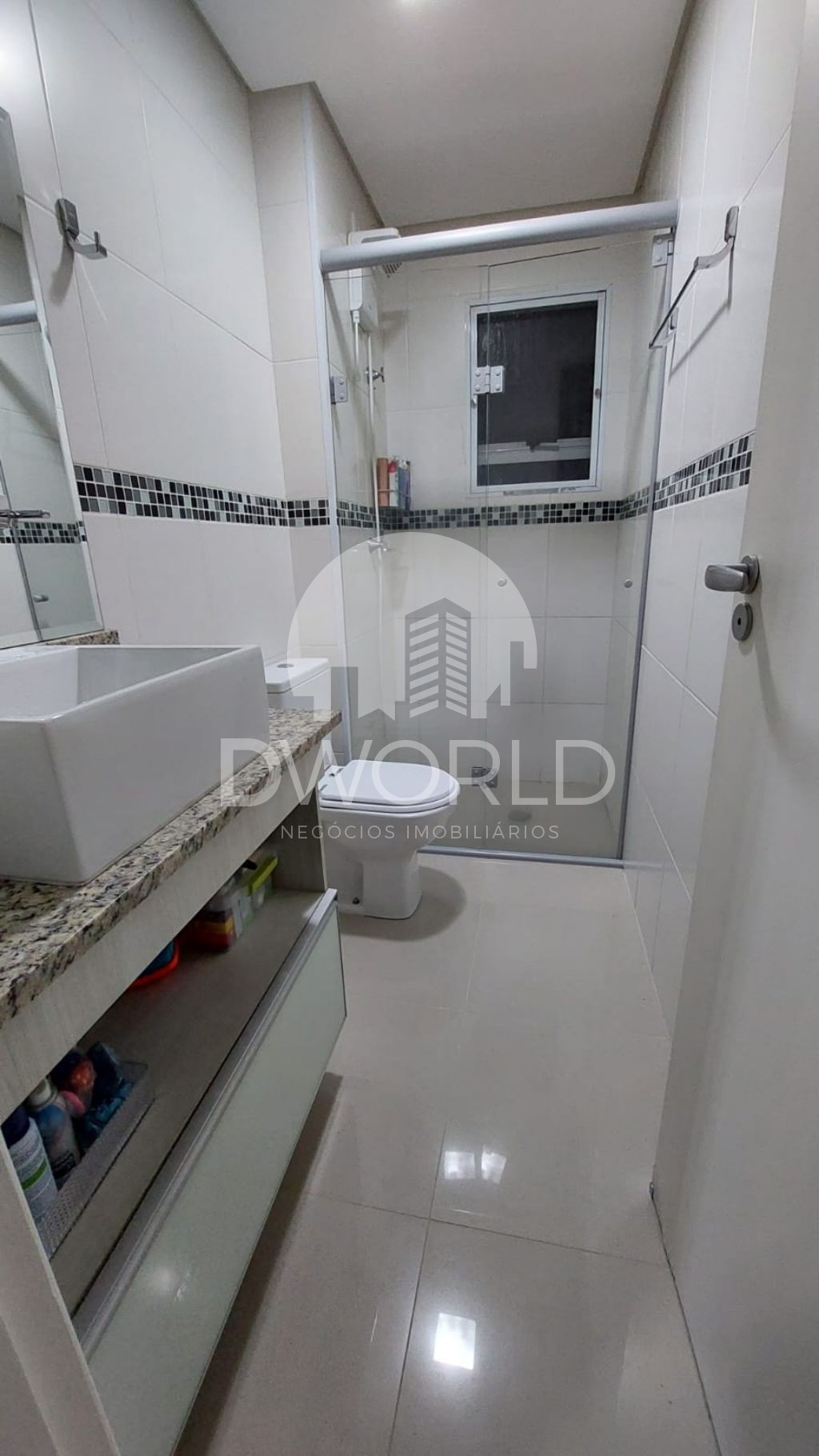 Apartamento à venda com 2 quartos, 64m² - Foto 25