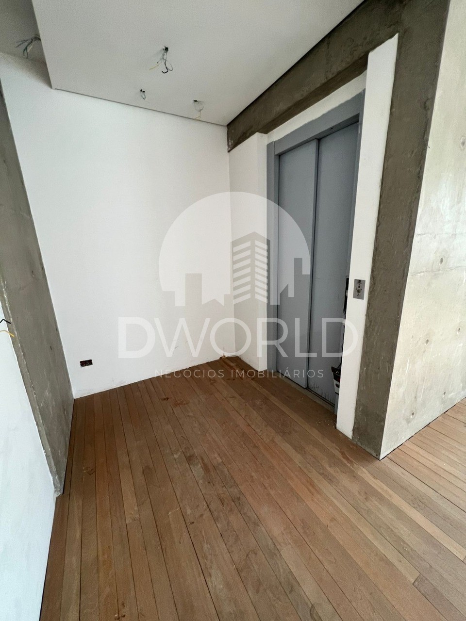 Apartamento à venda com 4 quartos, 227m² - Foto 11