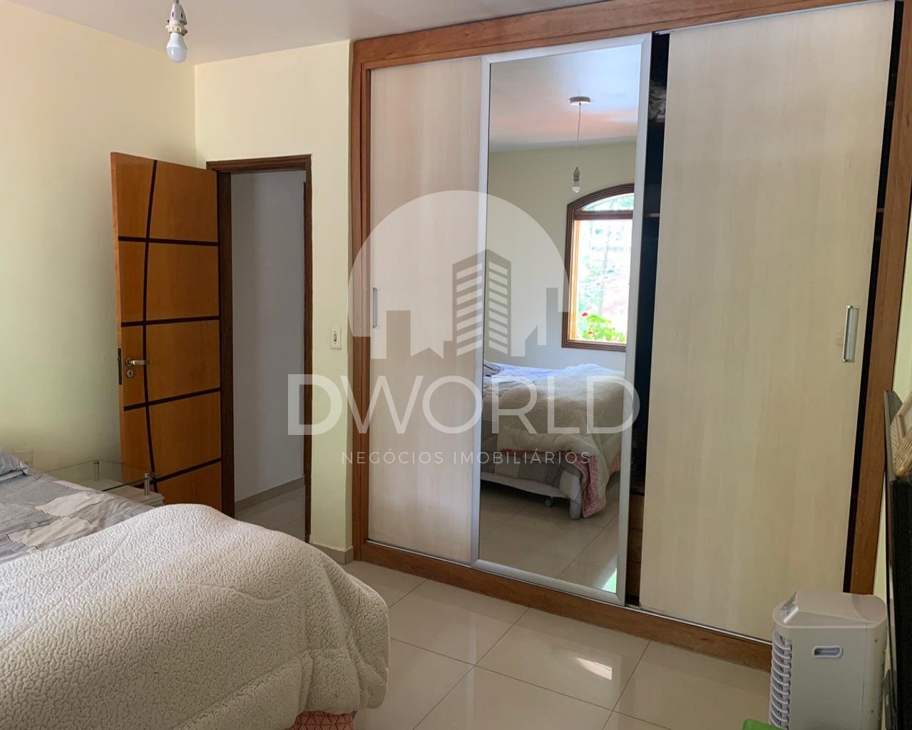 Casa à venda e aluguel com 4 quartos, 230m² - Foto 6