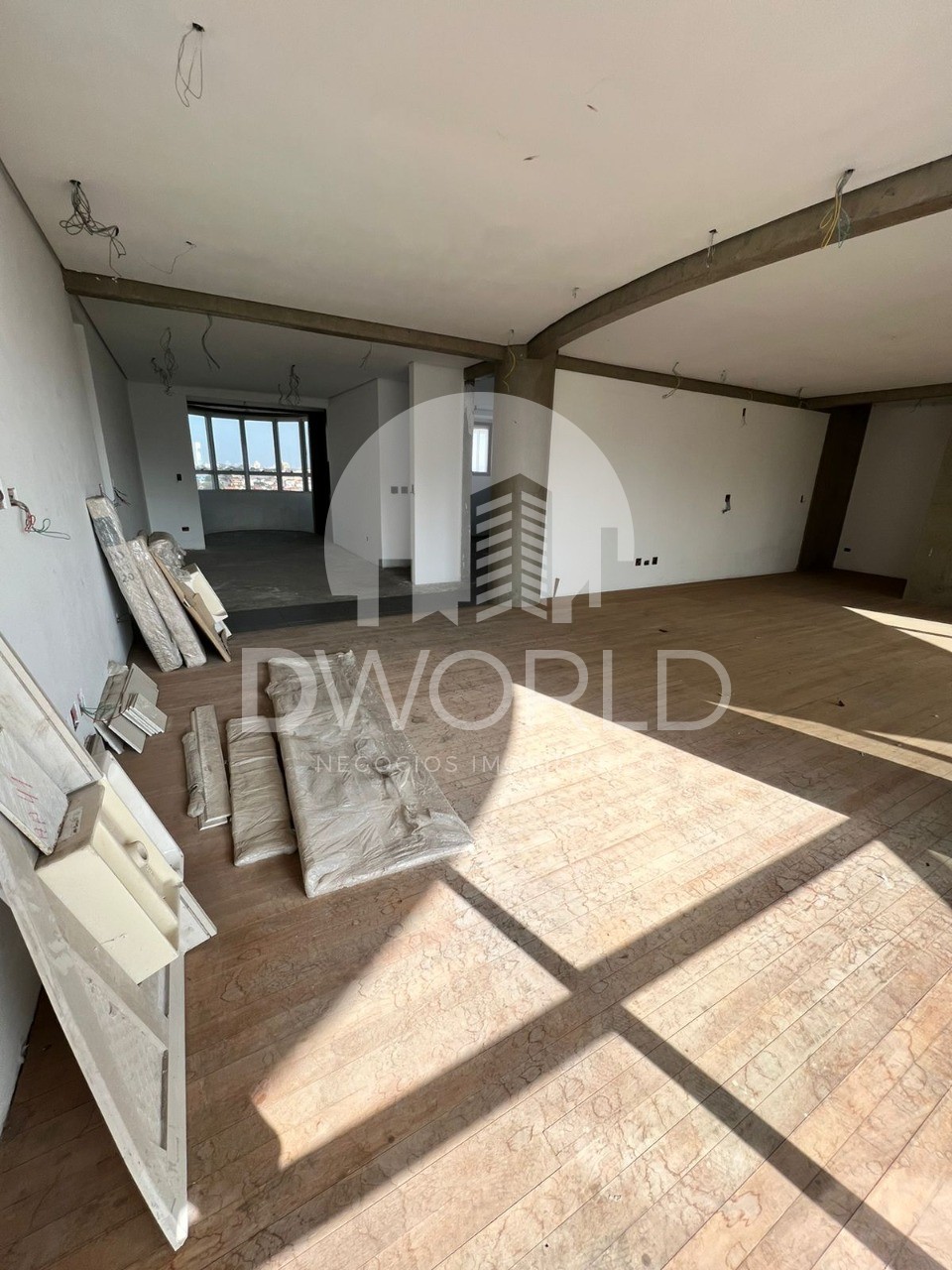 Apartamento à venda com 4 quartos, 227m² - Foto 8