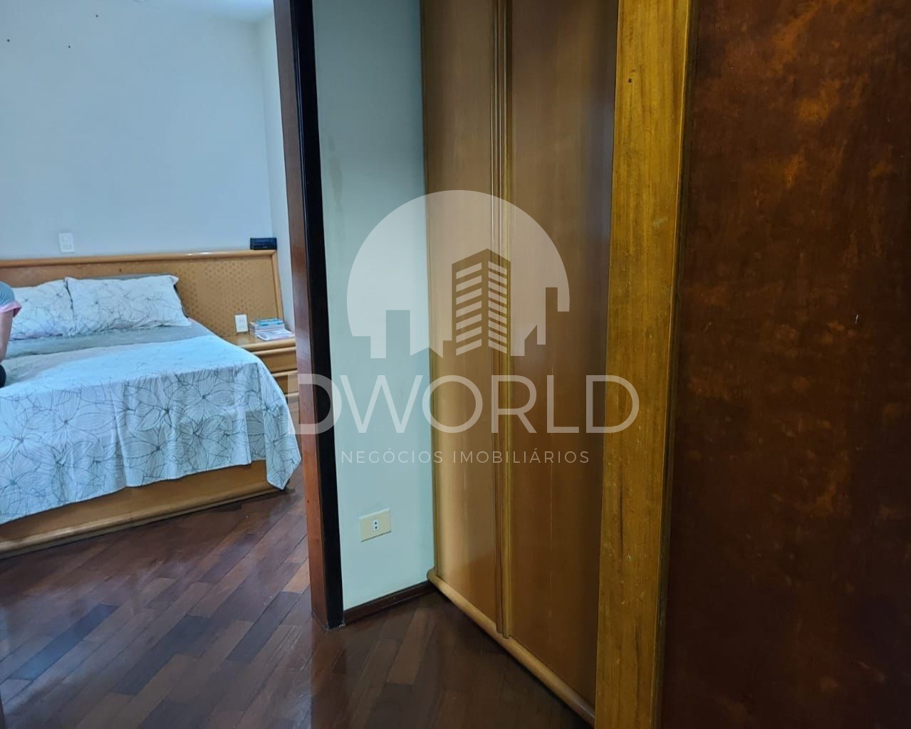 Apartamento à venda com 3 quartos, 112m² - Foto 8