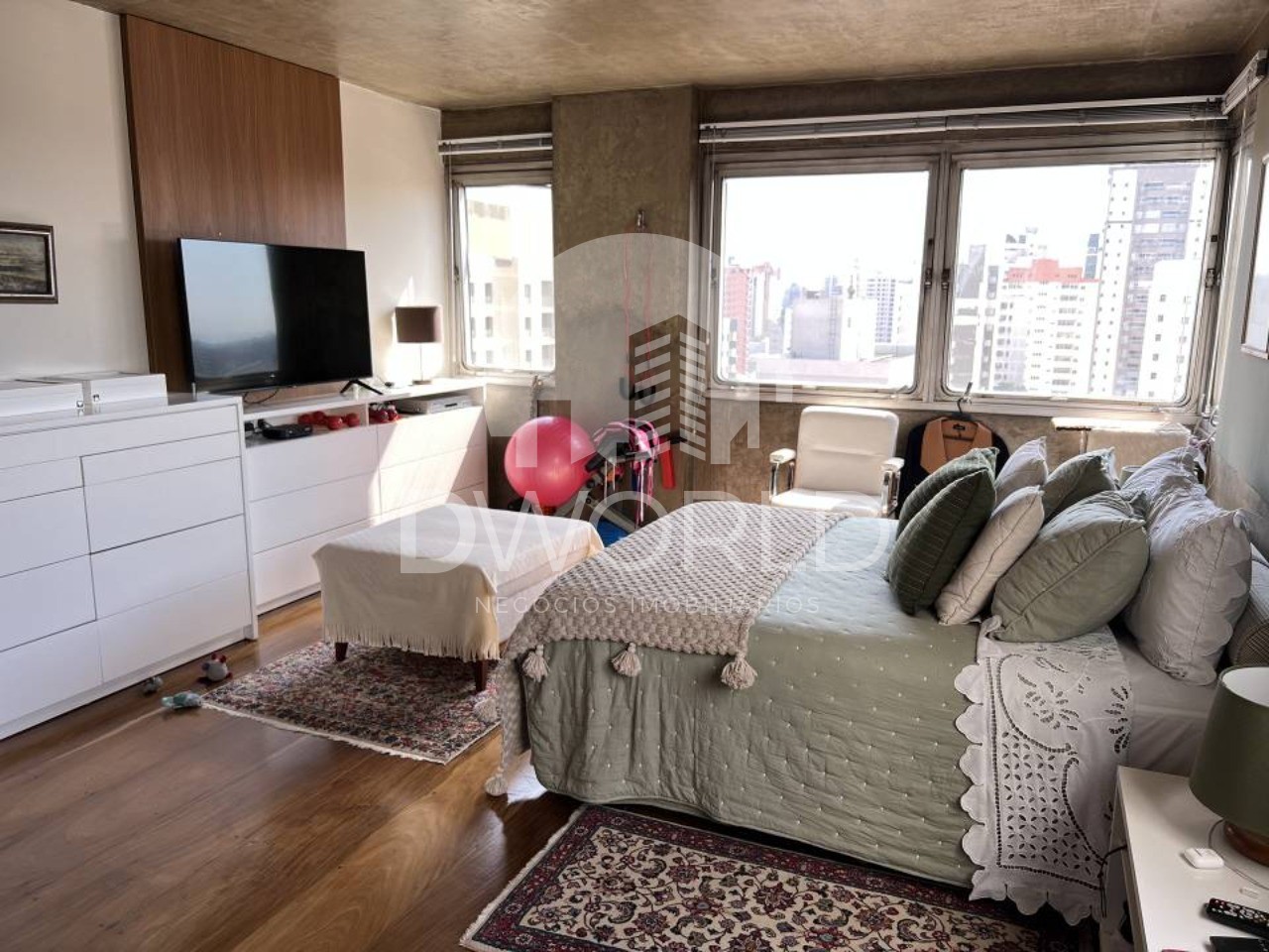 Apartamento à venda com 4 quartos, 250m² - Foto 17