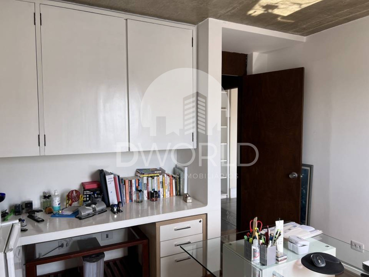 Apartamento à venda com 4 quartos, 250m² - Foto 9