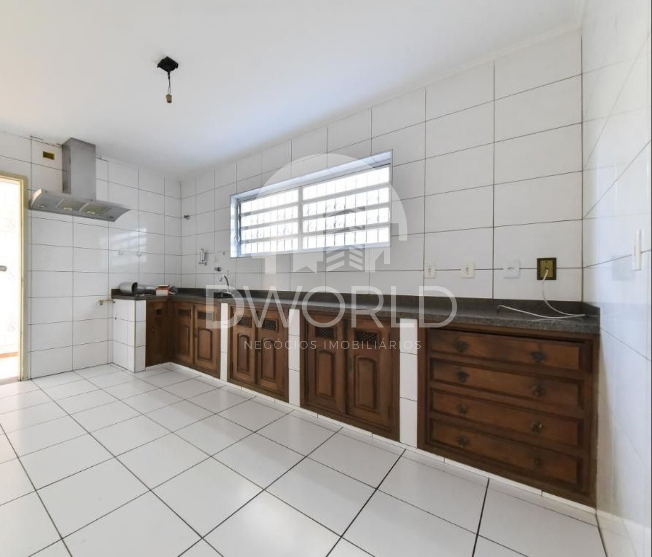 Sobrado à venda com 5 quartos, 350m² - Foto 2