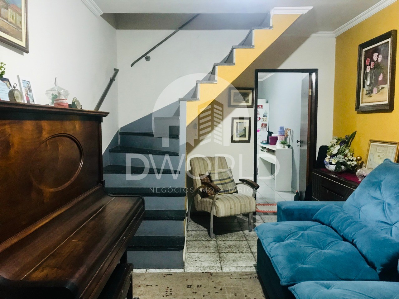 Sobrado à venda com 3 quartos, 136m² - Foto 1