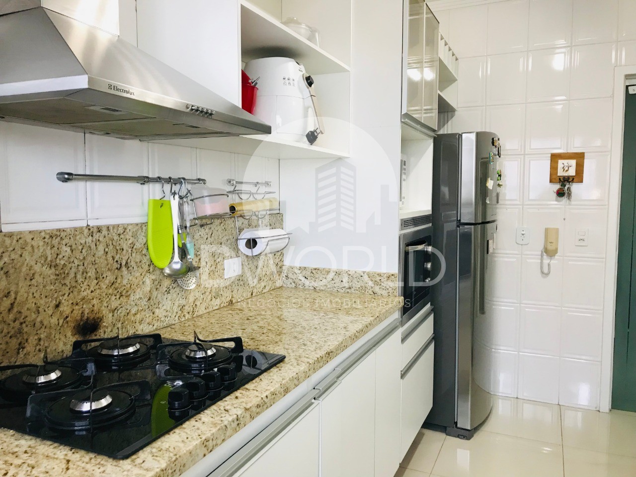 Apartamento para alugar com 3 quartos, 185m² - Foto 48