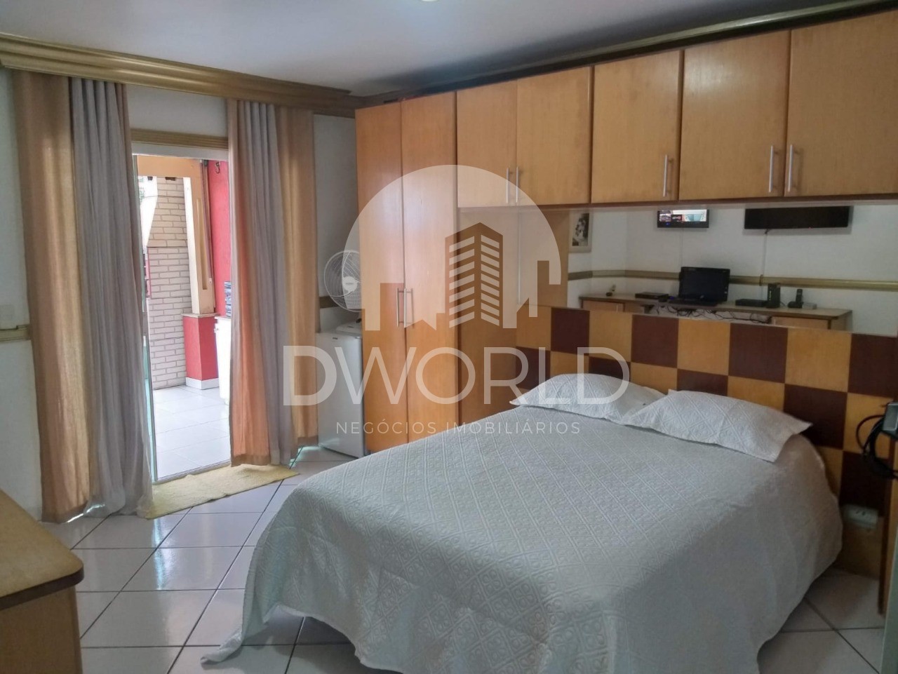 Sobrado à venda com 4 quartos, 300m² - Foto 15