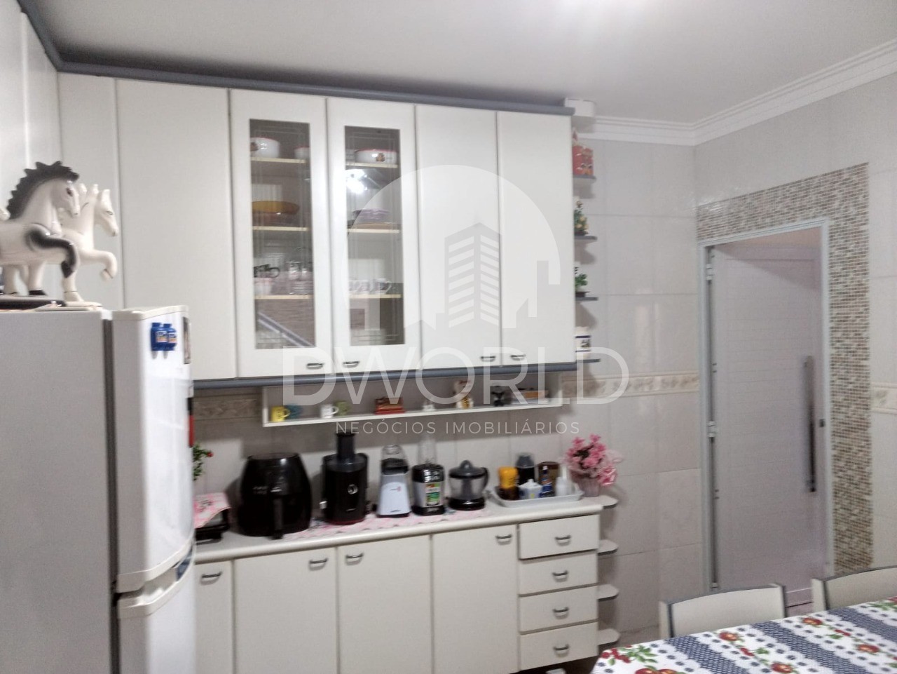 Sobrado à venda com 3 quartos, 218m² - Foto 7