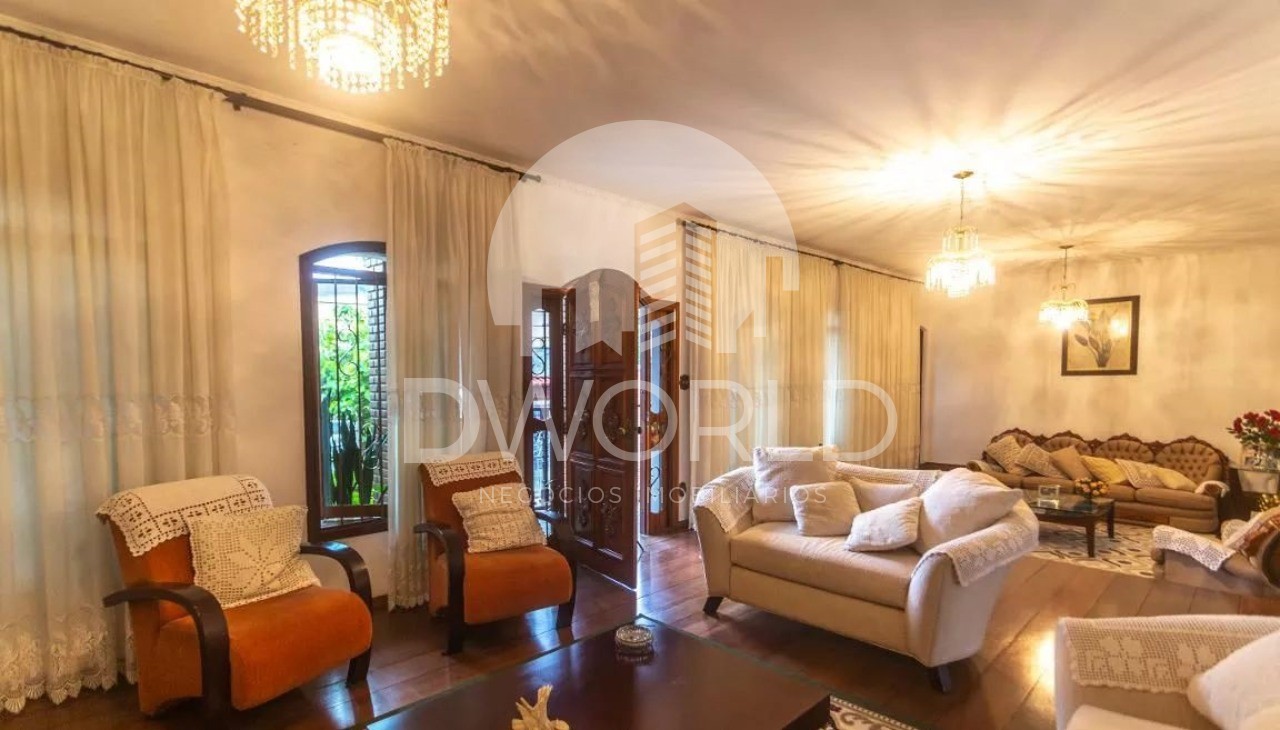 Casa à venda e aluguel com 4 quartos, 530m² - Foto 1