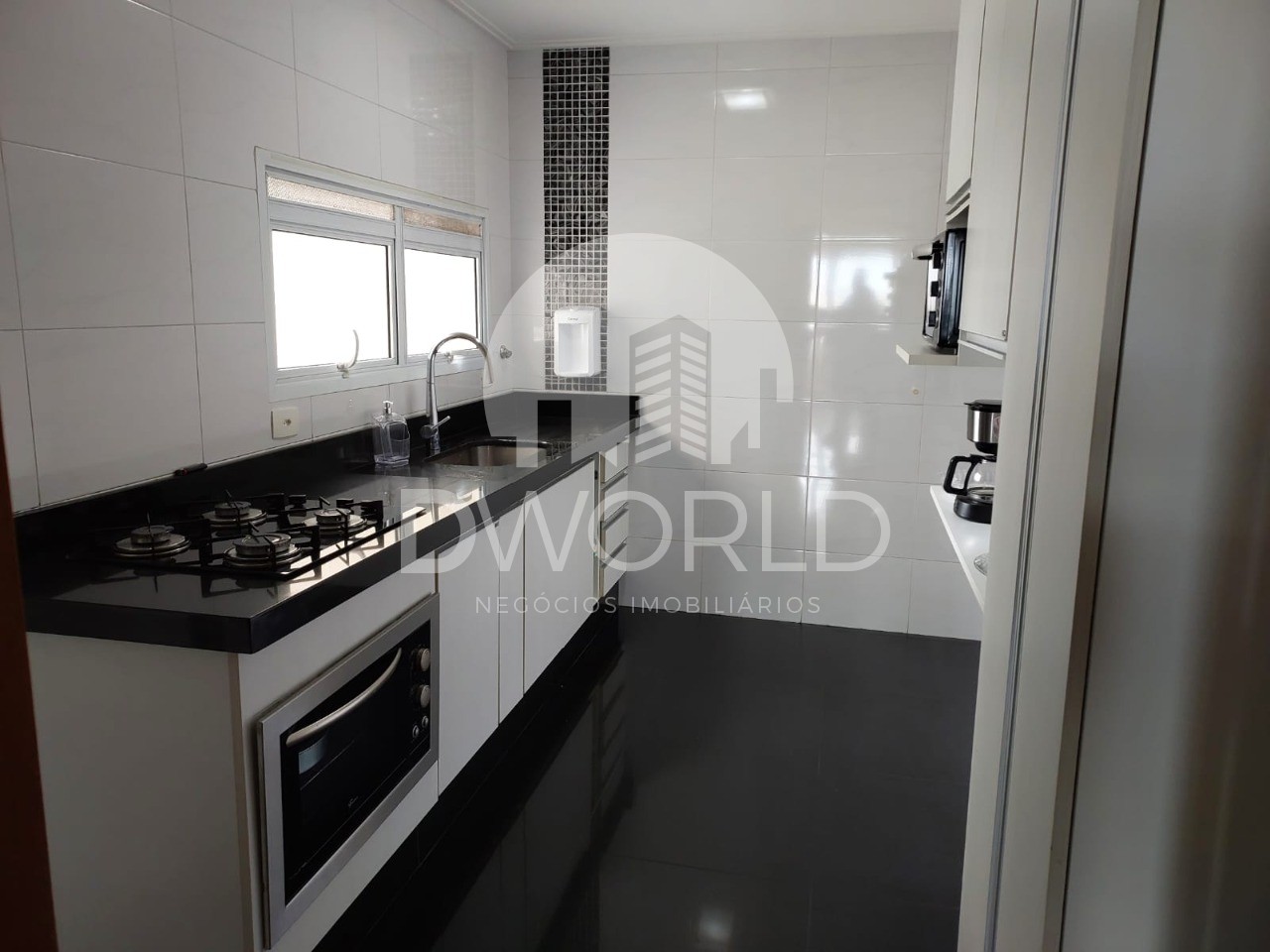 Apartamento à venda com 3 quartos, 107m² - Foto 19