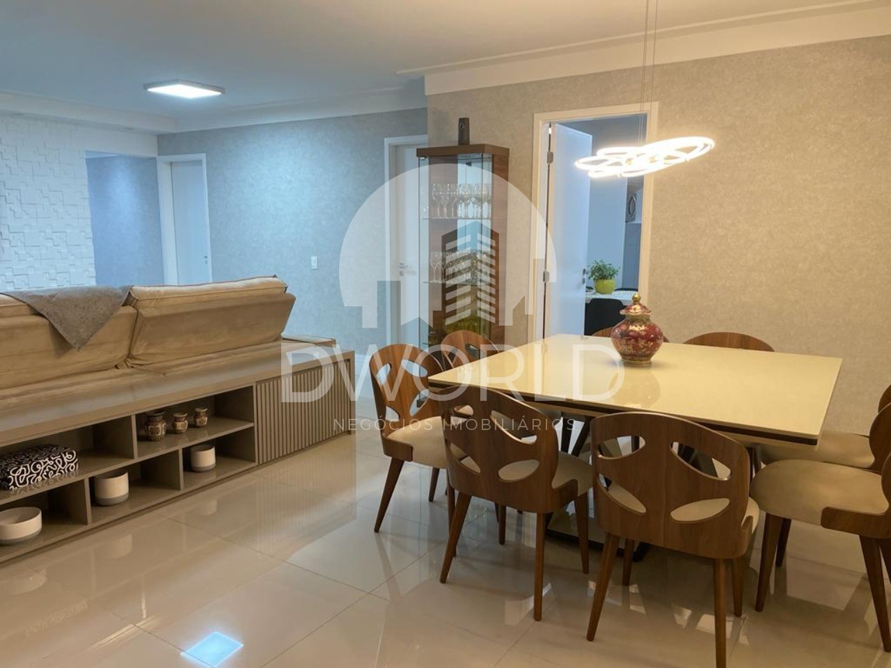 Apartamento à venda com 3 quartos, 128m² - Foto 1