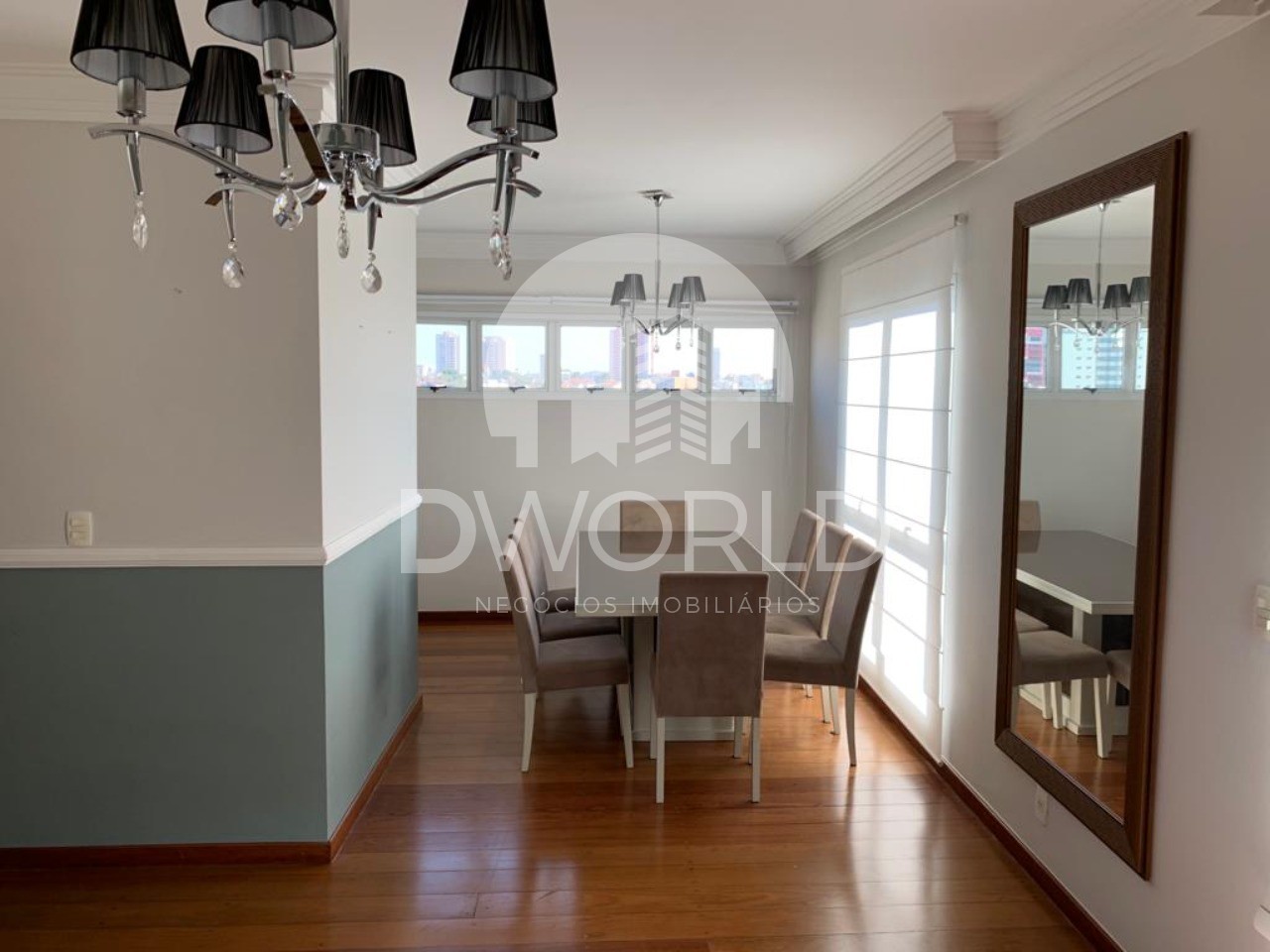 Apartamento à venda com 4 quartos, 130m² - Foto 2