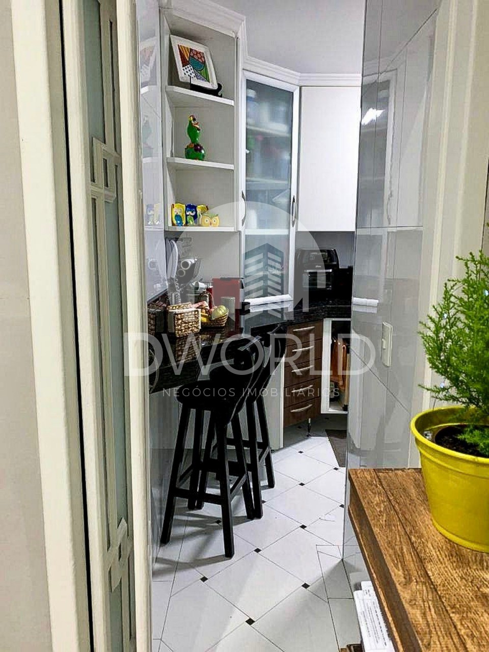 Apartamento à venda com 3 quartos, 76m² - Foto 7