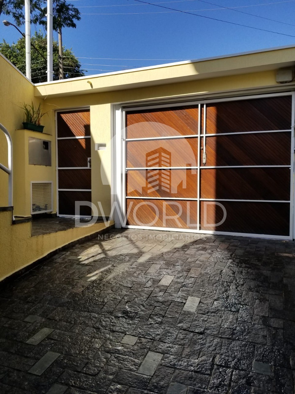 Sobrado à venda com 3 quartos, 202m² - Foto 2