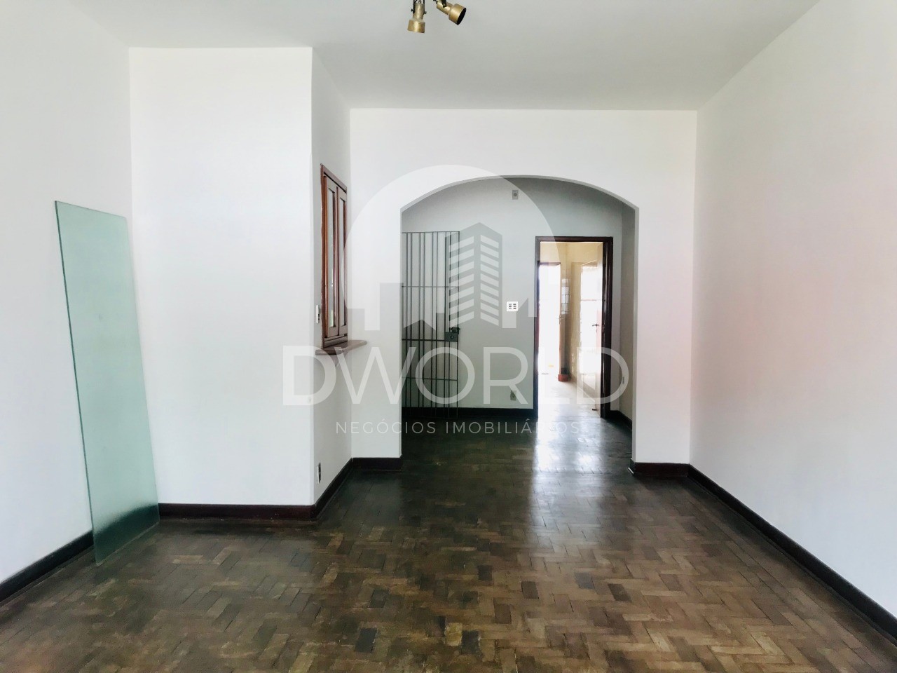 Apartamento para alugar com 3 quartos, 150m² - Foto 2