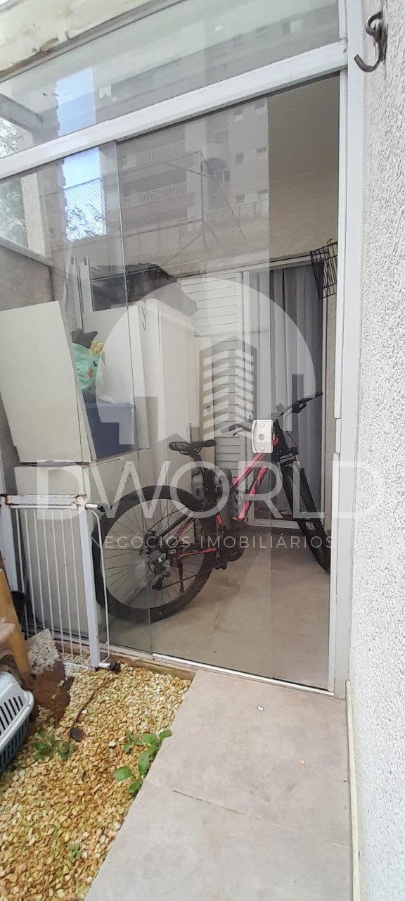 Apartamento à venda com 3 quartos, 107m² - Foto 11