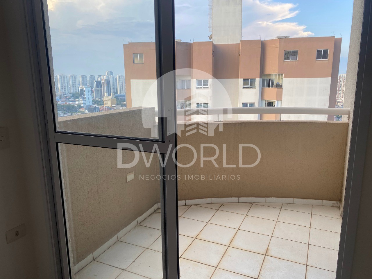 Apartamento à venda com 2 quartos, 56m² - Foto 17