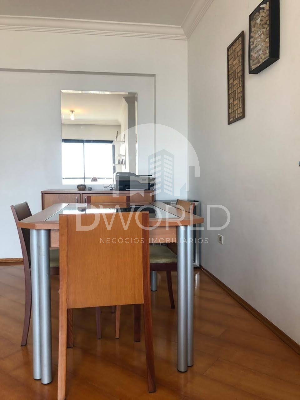 Apartamento à venda com 2 quartos, 70m² - Foto 2