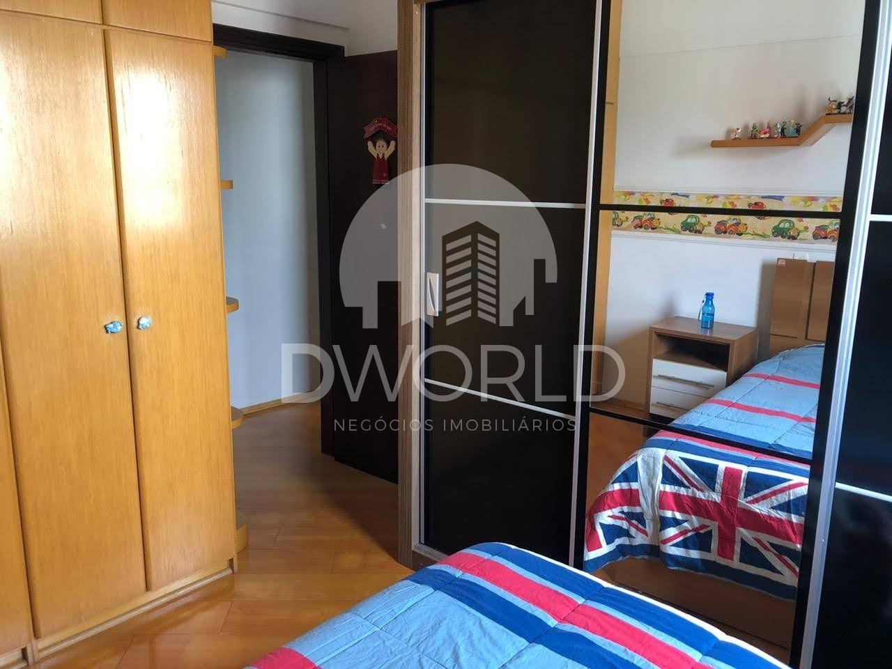 Apartamento à venda com 2 quartos, 70m² - Foto 9