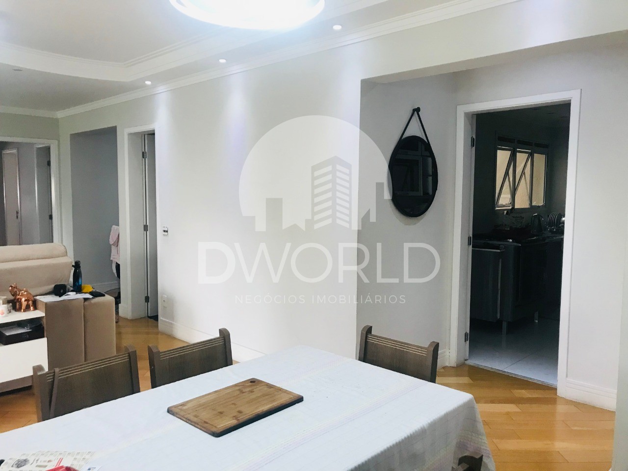 Apartamento à venda com 3 quartos, 133m² - Foto 2