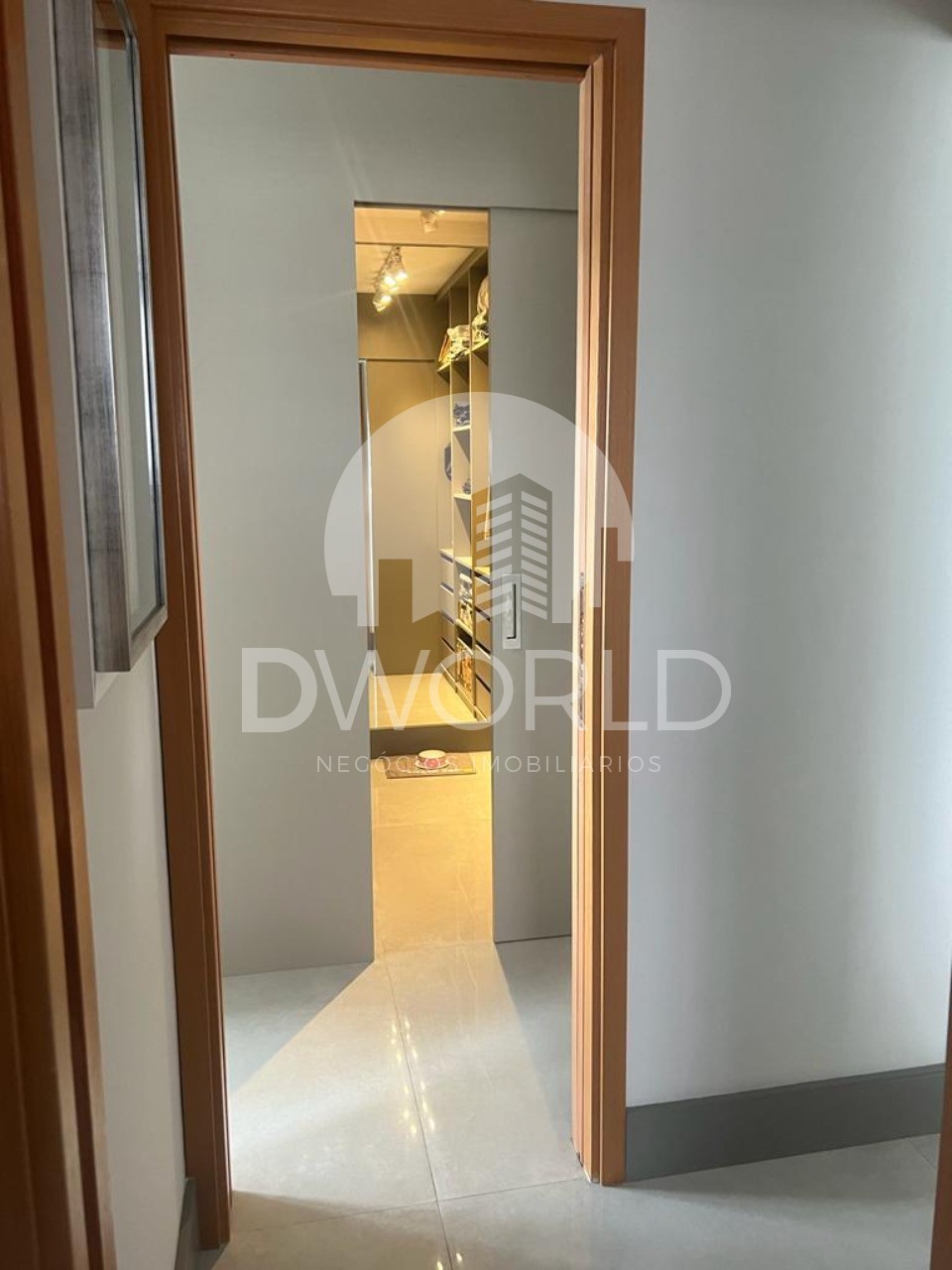 Apartamento à venda com 2 quartos, 83m² - Foto 32