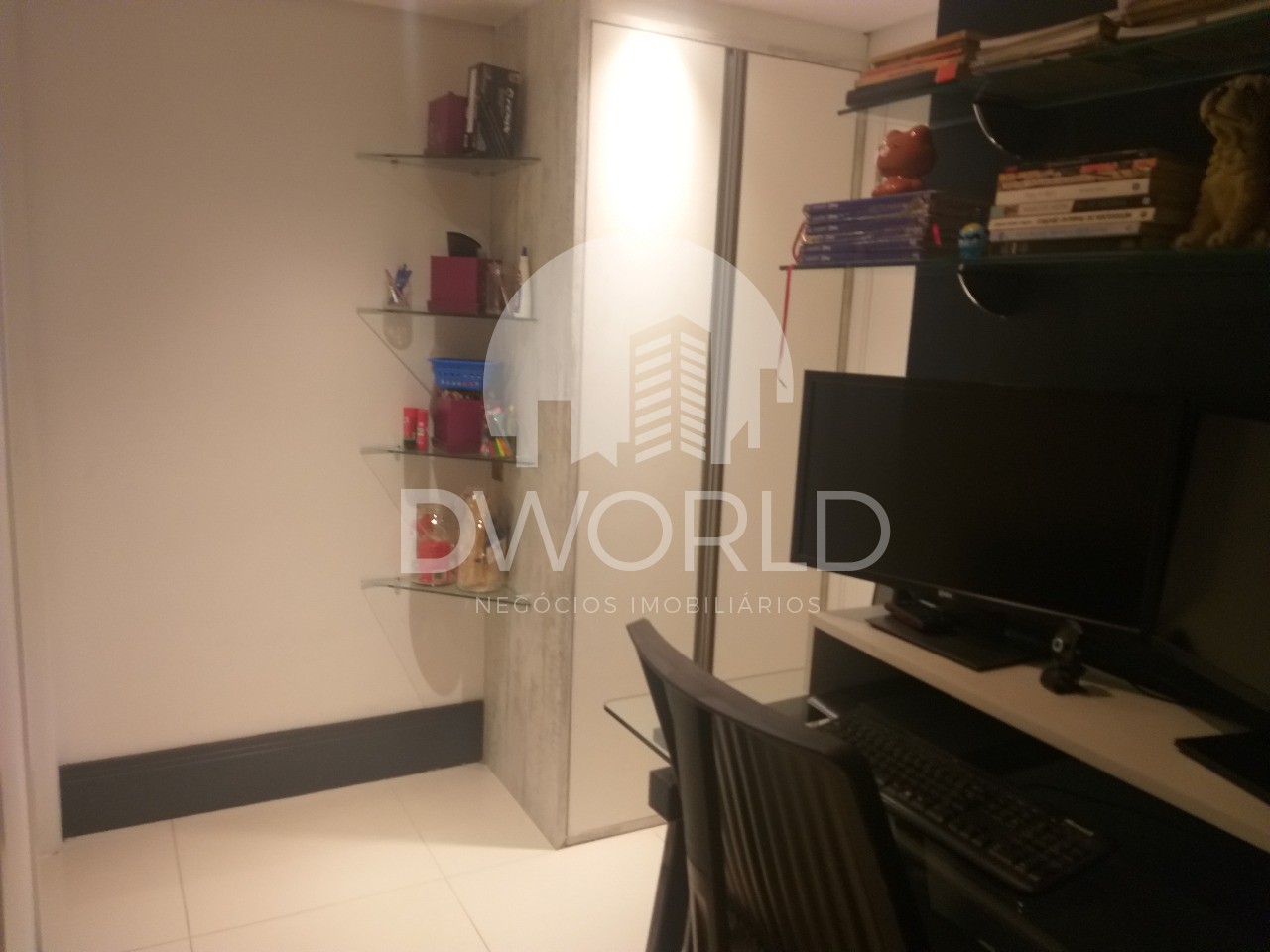 Apartamento à venda com 3 quartos, 145m² - Foto 19