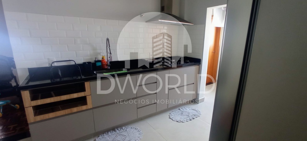 Apartamento à venda com 3 quartos, 109m² - Foto 1