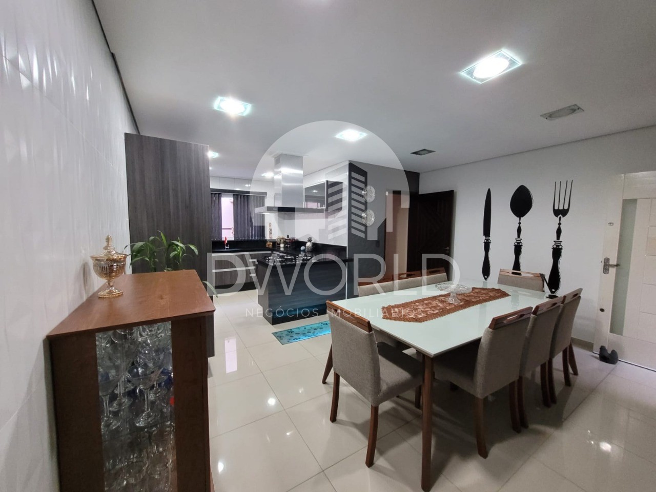 Sobrado à venda com 3 quartos, 170m² - Foto 2