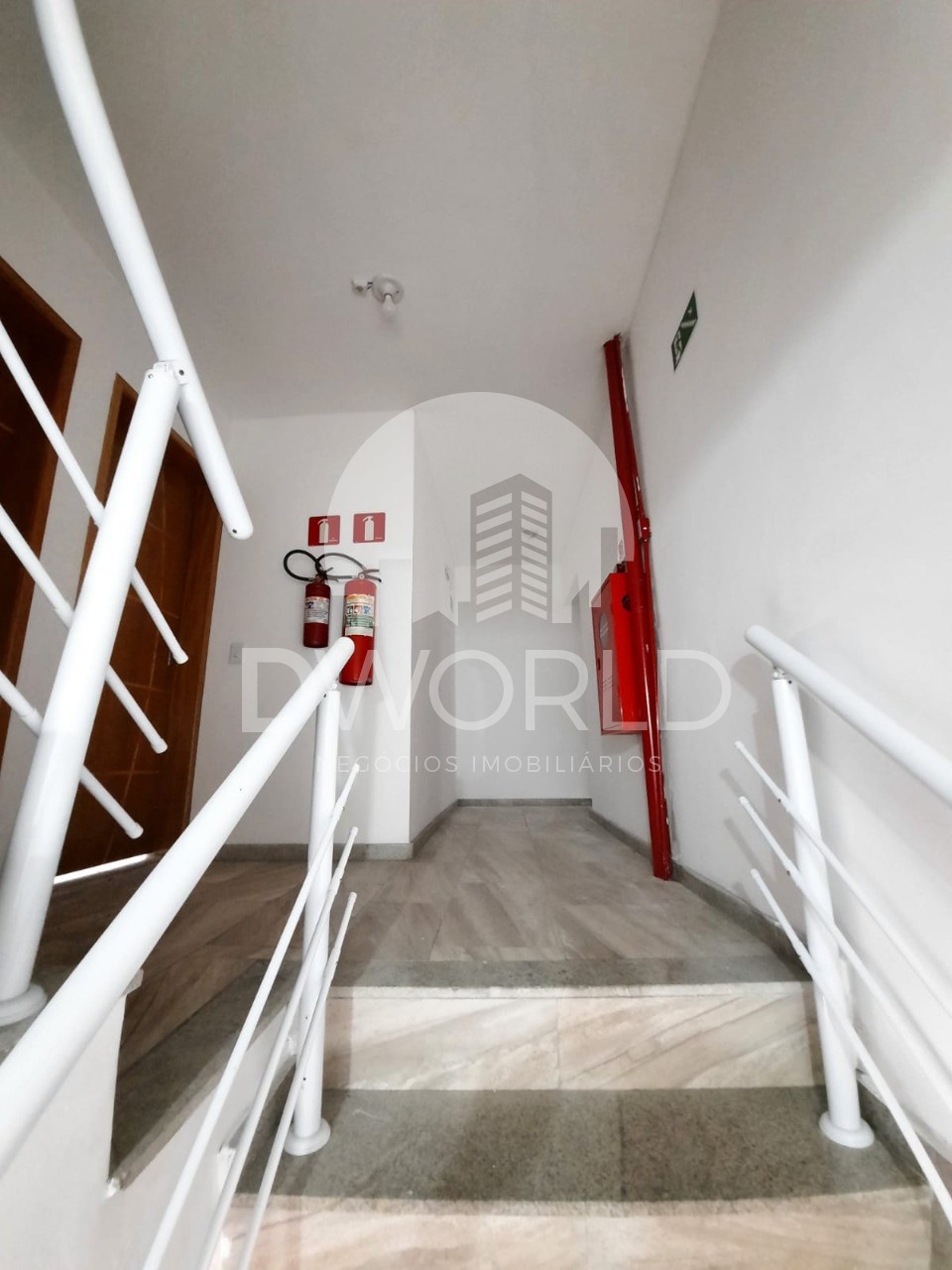 Apartamento à venda com 2 quartos, 72m² - Foto 21