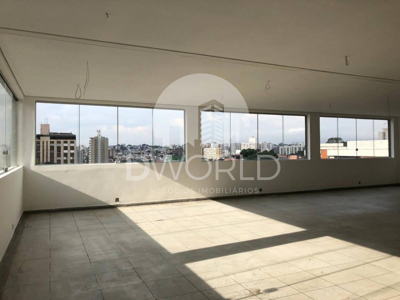 Prédio Inteiro para alugar com 10 quartos, 2200m² - Foto 1